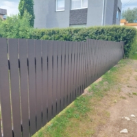 vertikaalne-varvitud-lippaed-tartus-004